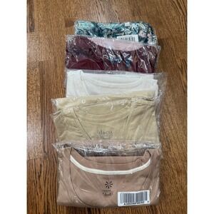 Isaac Mizrahi D&co. Womens Mixed Shirt Lot Size 3X Basics Paisley Brand NEW